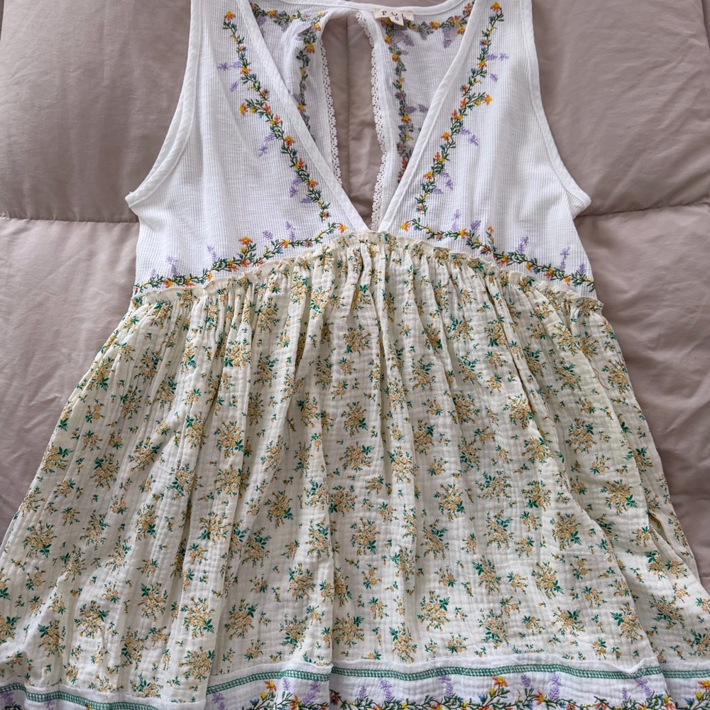 POL Floral Embroidered Swing Top